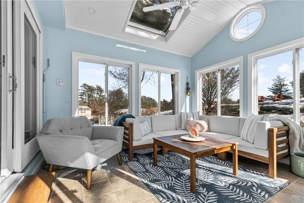 $4,000 | 60 Knollwood Circle, North Kingstown, RI 02852