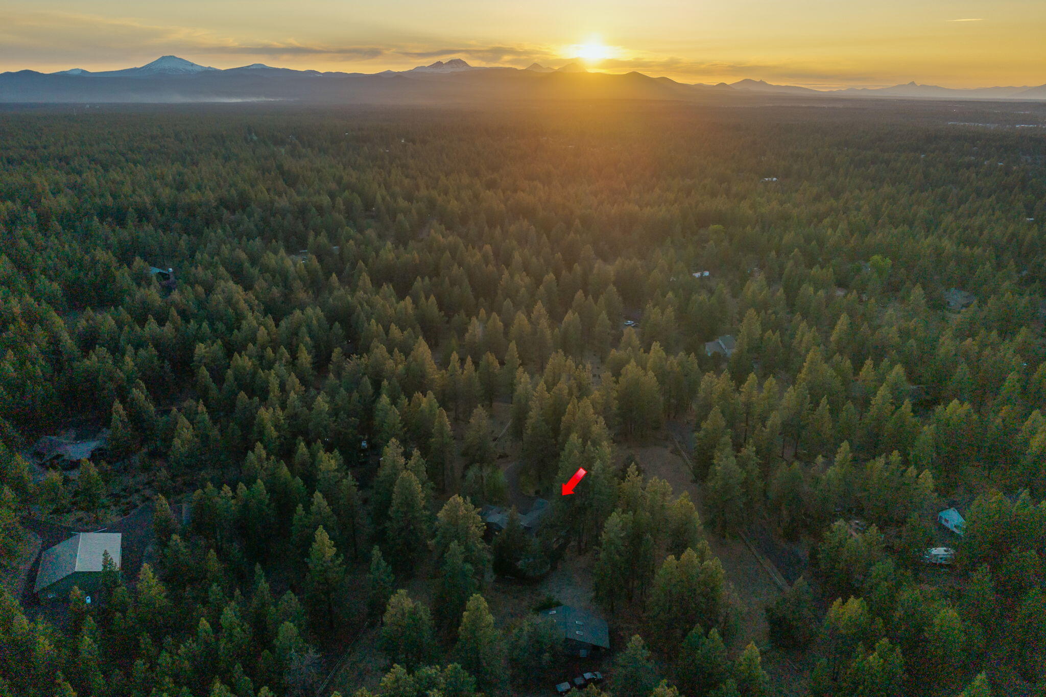 60210 East Ridgeview Drive Bend, OR 97702 - Photo 46 of 55 a view of city and mountains