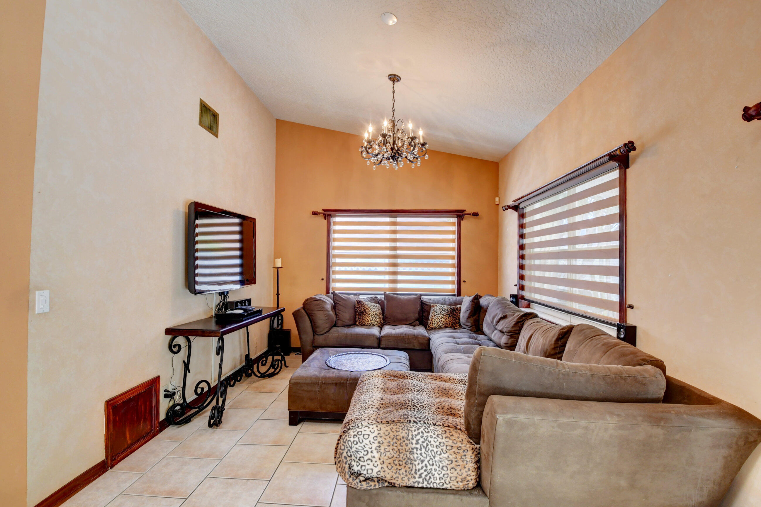 366 Cottonwood Lane Boca Raton, FL 33487 - Photo 31 of 57 45_dsc_4907_08_09_10_11