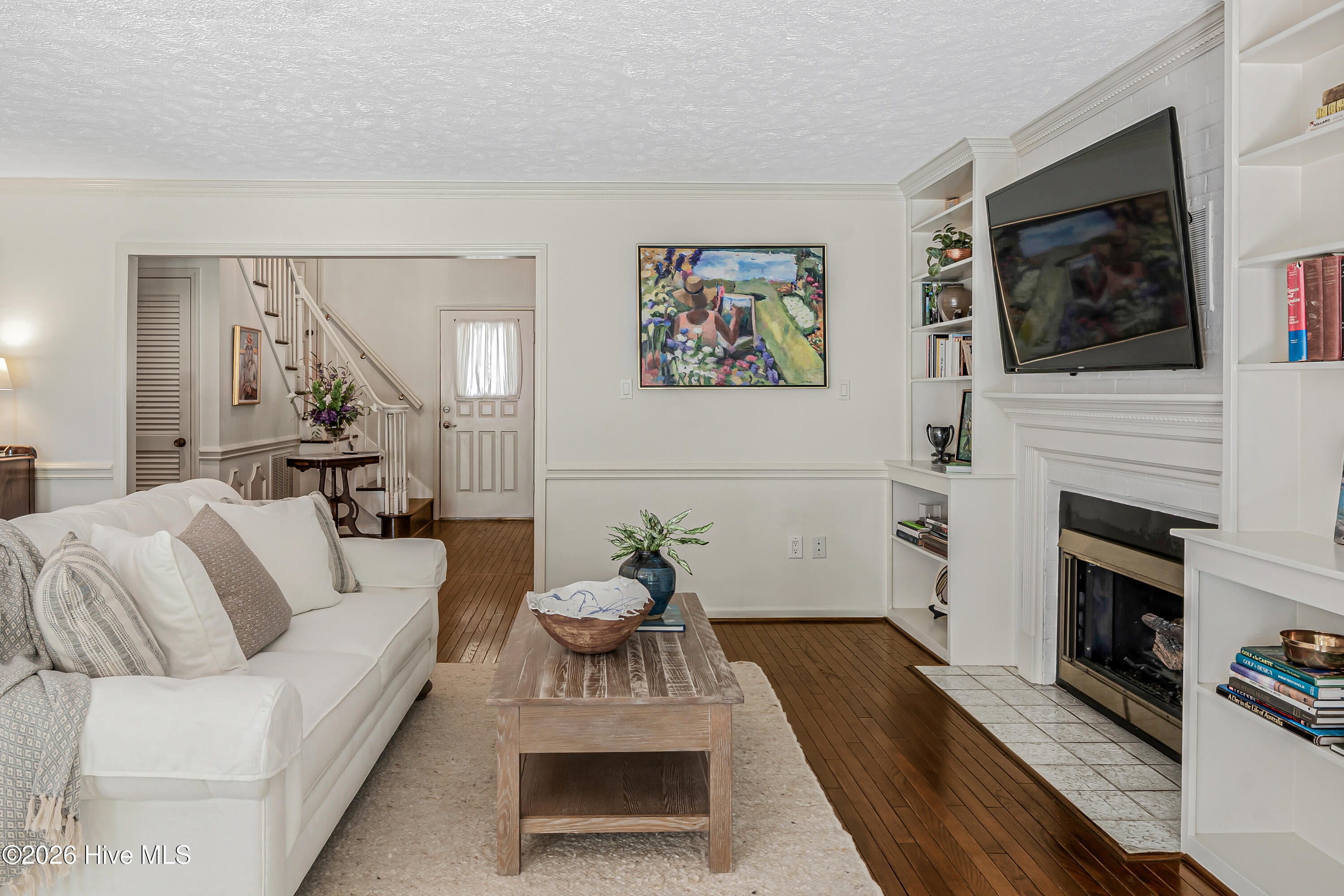 25 Magnolia Road Pinehurst, NC 28374 - Photo 13 of 73 Entrance/Living Room