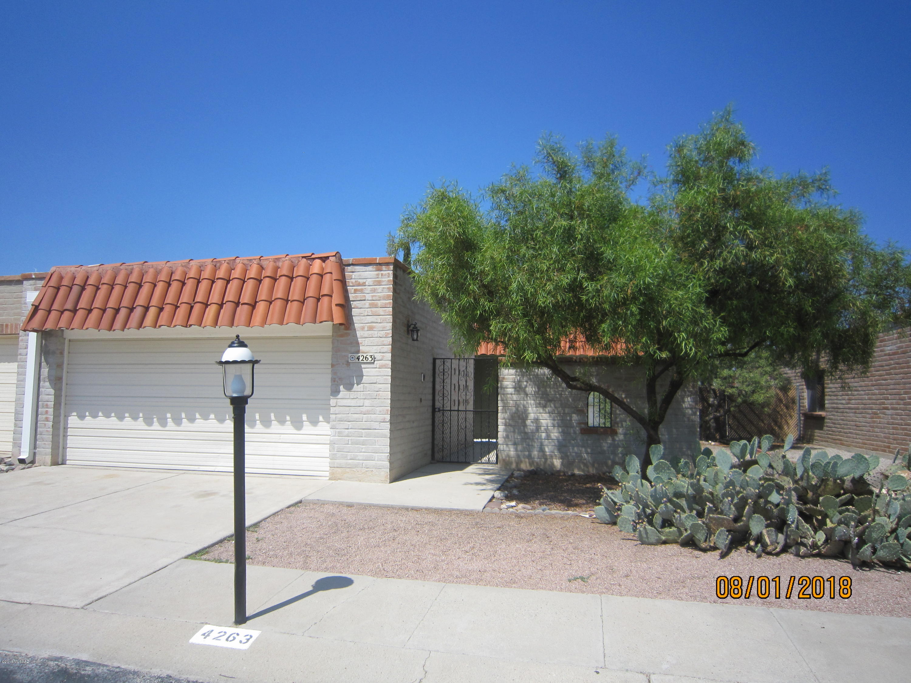 4263 North Limberlost Circle Tucson, AZ 85705 - Photo 1 of 21