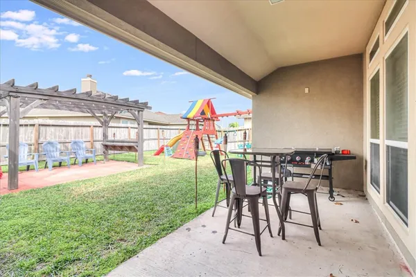 a view of outdoor space yard and patio