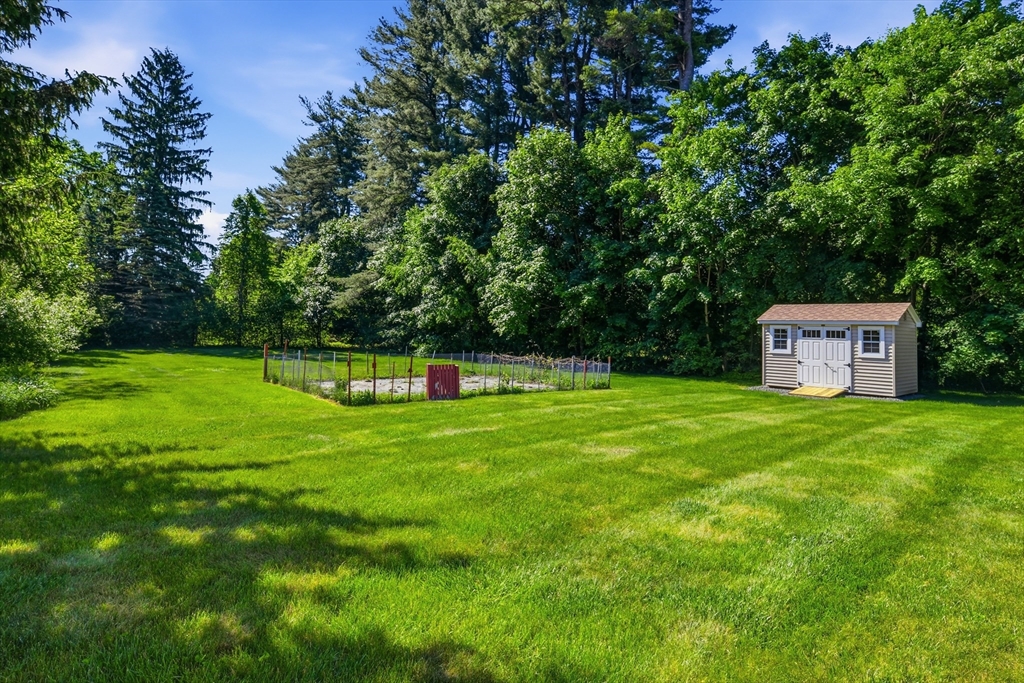 315 Porter Road East Longmeadow, MA 01028 - Photo 33 of 39
