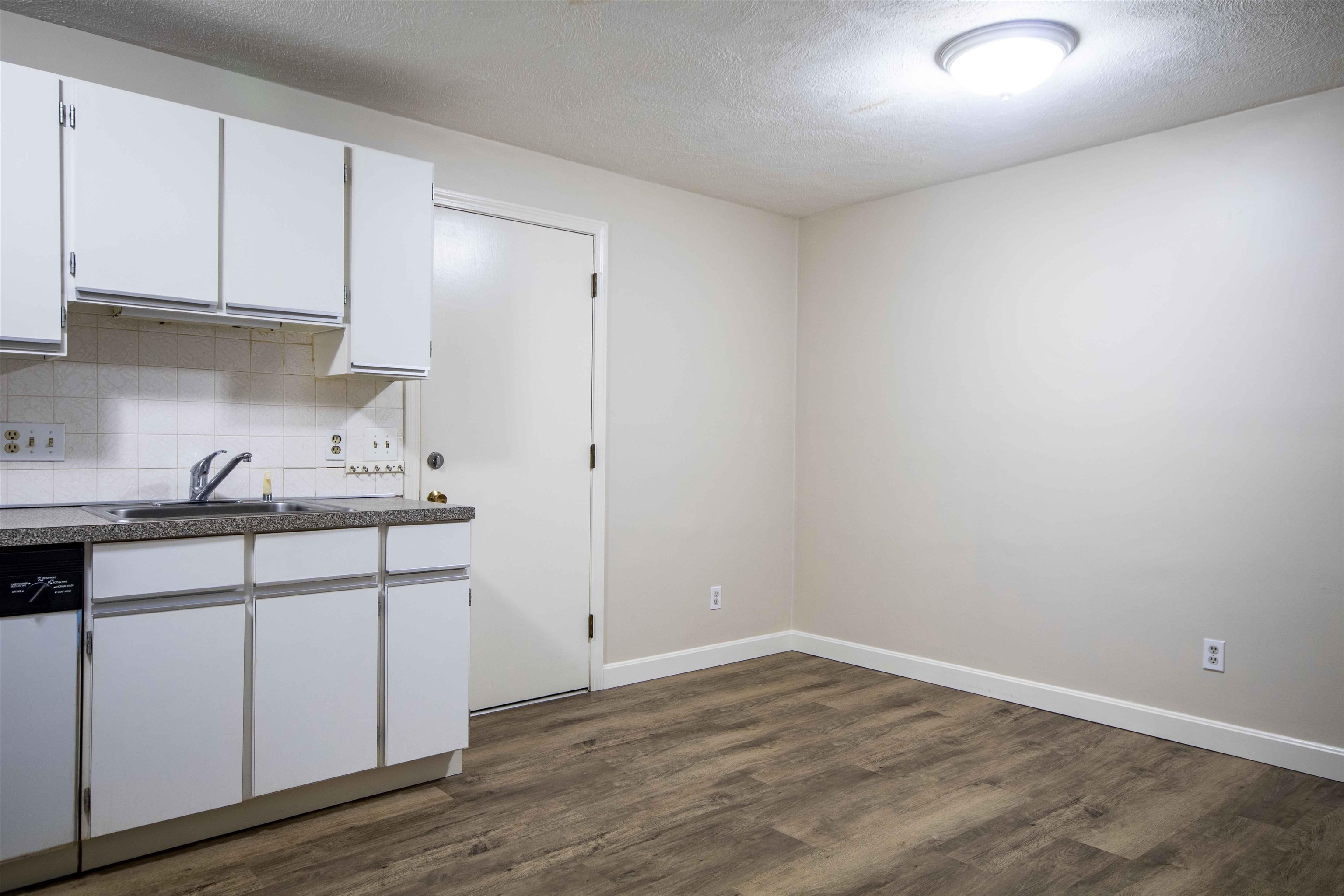 12 Strawberry Bank Road Nashua, NH 03062 - Photo 19 of 25