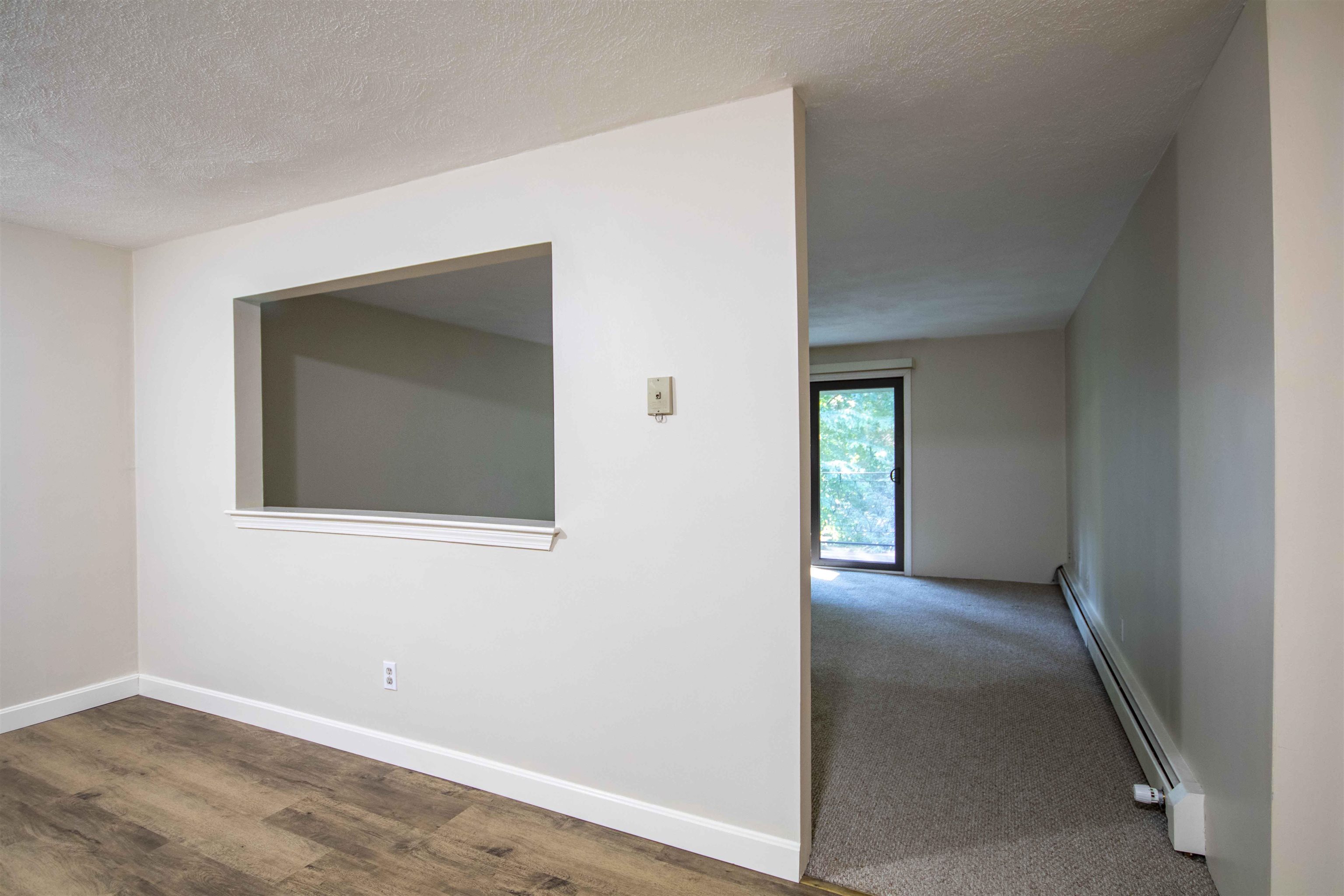 12 Strawberry Bank Road Nashua, NH 03062 - Photo 4 of 25