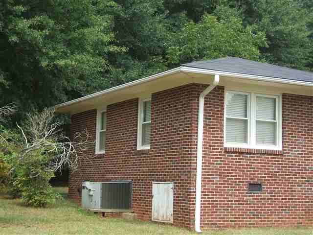 3905 Belhaven Road Belton, SC 29627 - Photo 1 of 2