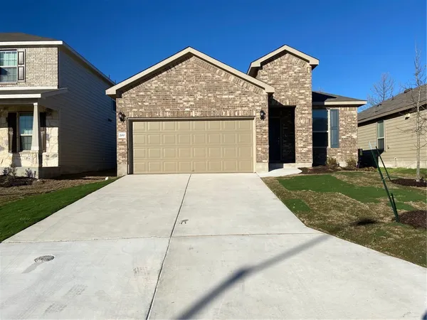 $1,595 | 200 Kildeer Pass, Jarrell, TX 76537