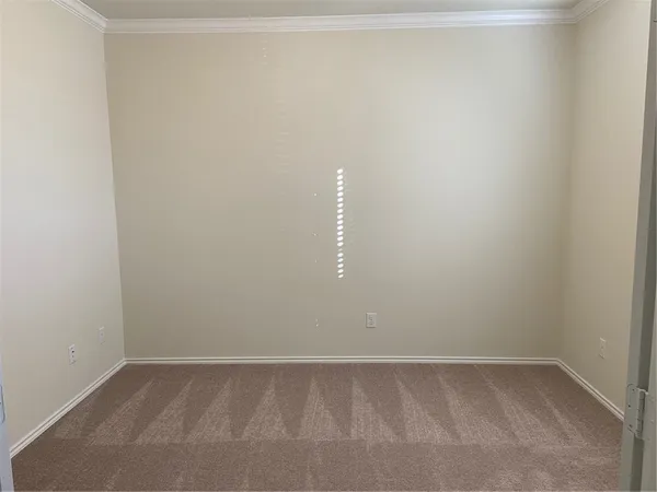 $1,595 | 200 Kildeer Pass, Jarrell, TX 76537