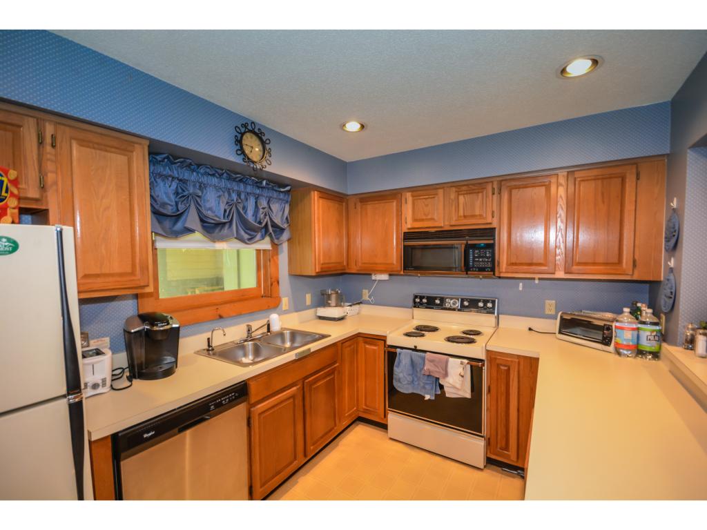 69 B Greenspring Road, Unit B West Dover, VT 05356 - Photo 2 of 19 Gallery Image 2