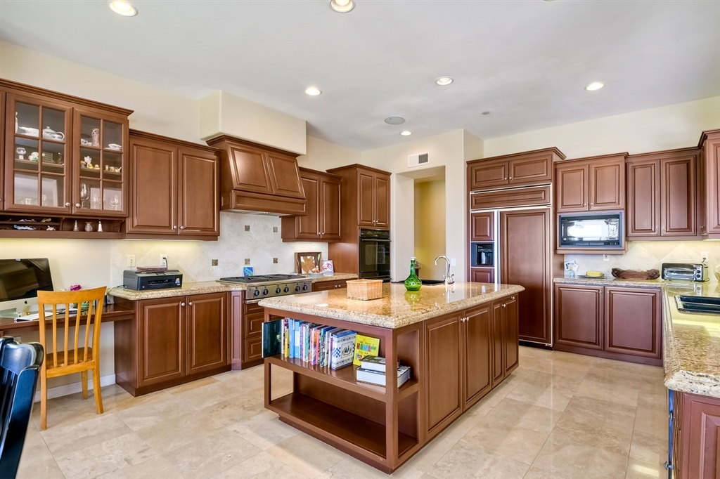 12625 Sagecrest Drive Poway, CA 92064 - Photo 10 of 25