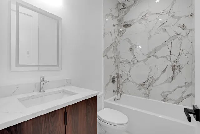 $1,350,000 | 505 West Elm Street, Unit 7, Chicago, IL 60610