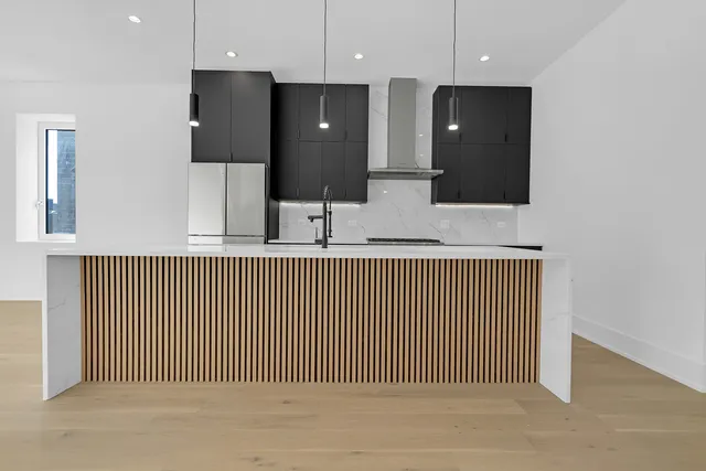 $1,350,000 | 505 West Elm Street, Unit 7, Chicago, IL 60610