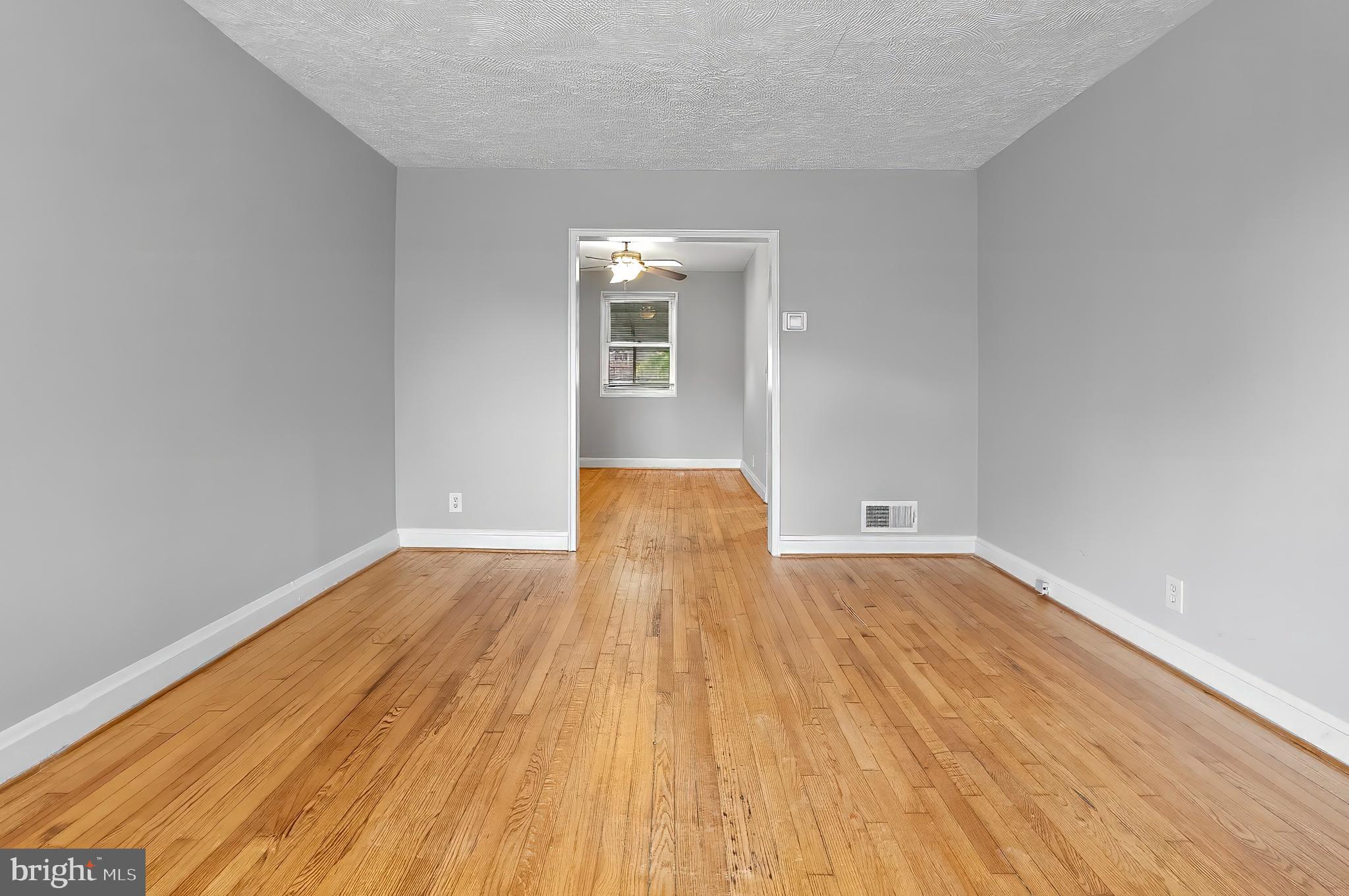 4103 Mountwood Road Baltimore, MD 21229 - Photo 6 of 22