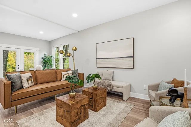 $679,900 | 2236 East 75th Street, Indianapolis, IN 46240