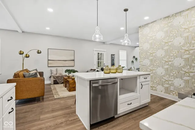 $679,900 | 2236 East 75th Street, Indianapolis, IN 46240