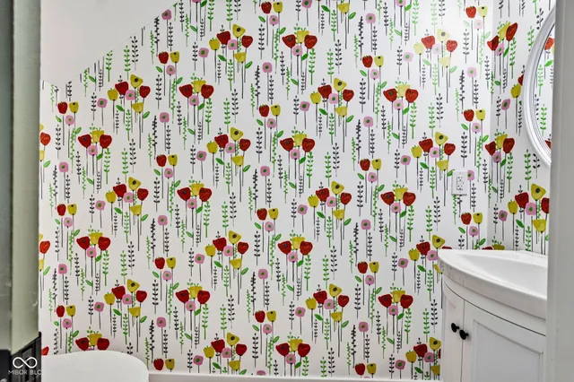 $679,900 | 2236 East 75th Street, Indianapolis, IN 46240