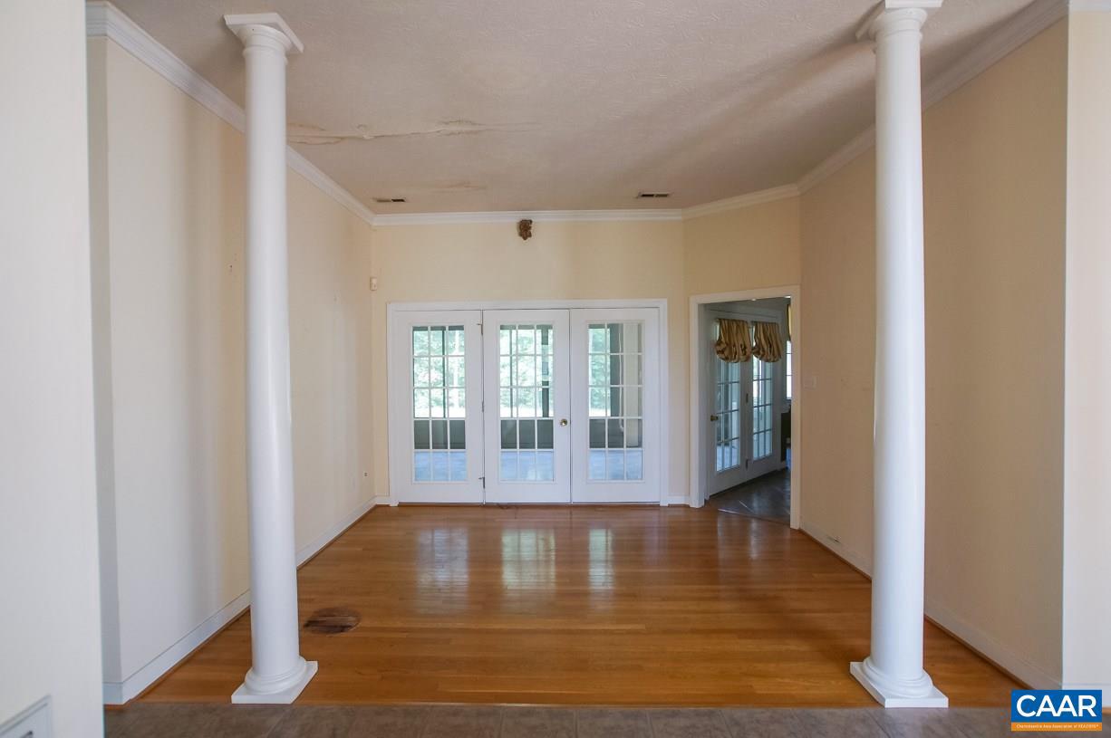 4260 Rollins Road Louisa, VA 23093 - Photo 3 of 23 Gallery Image 3