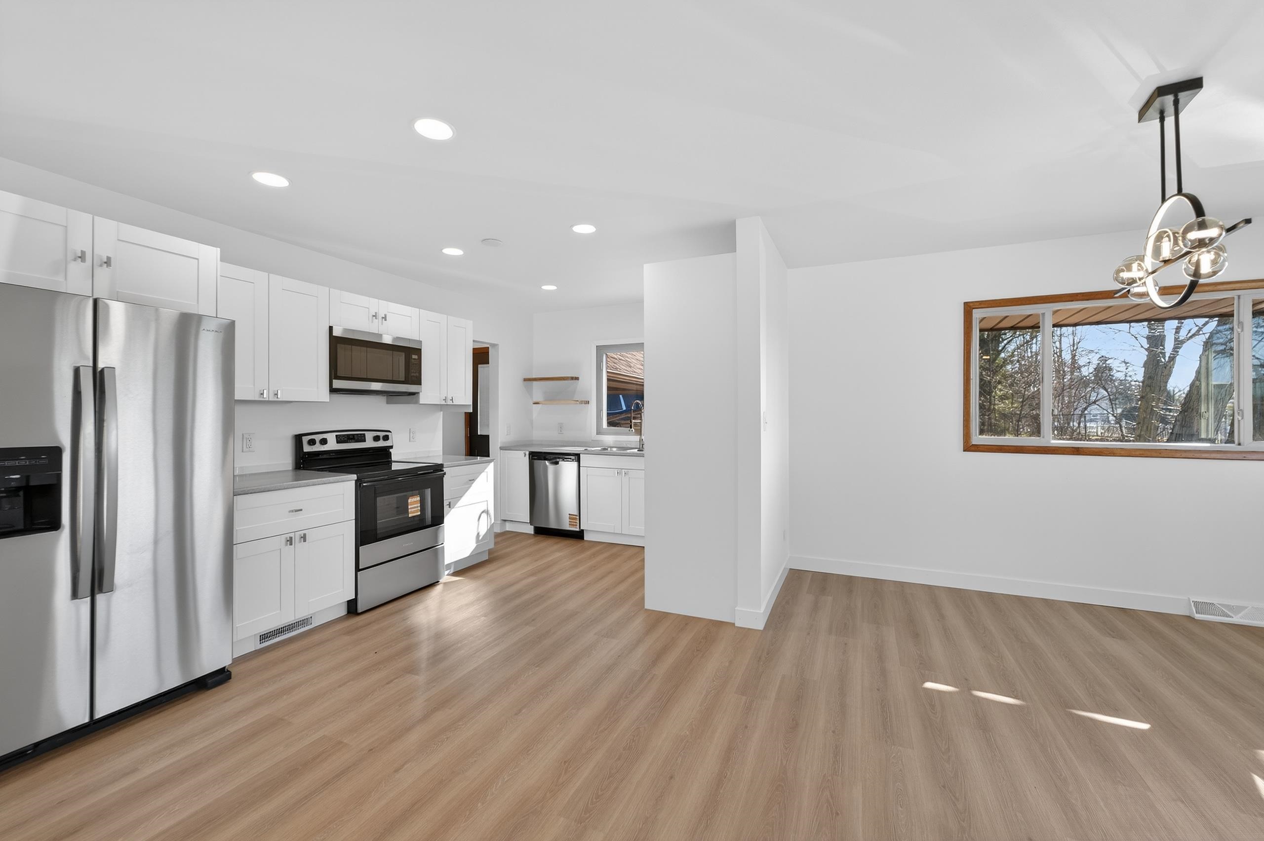 512 22nd Street Monroe, WI 53566 - Photo 10 of 46