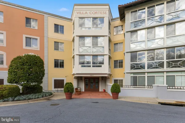 $355,900 | 14801 Pennfield Circle, Unit 206, Silver Spring, MD 20906