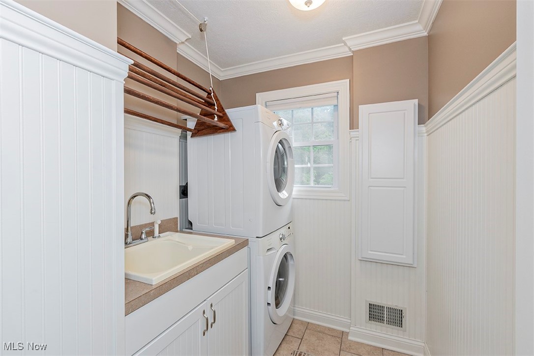 16269 Snyder Road Chagrin Falls, OH 44022 - Photo 17 of 48 Gallery Image 17