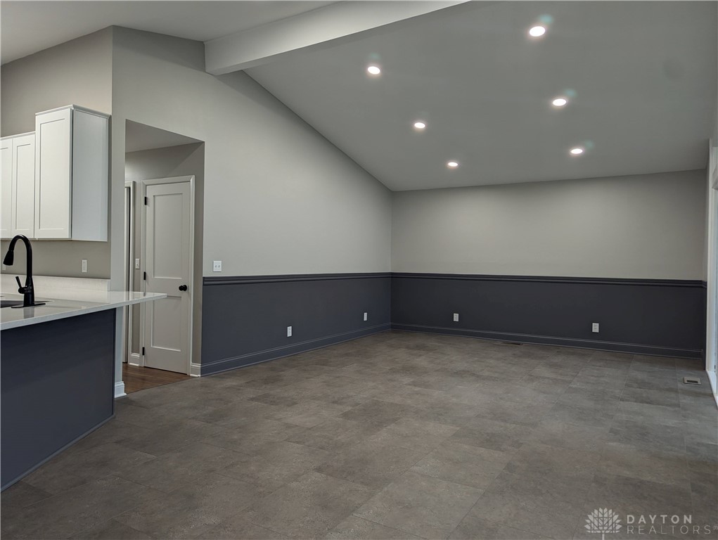 1811 Devon Drive Springfield, OH 45503 - Photo 6 of 33