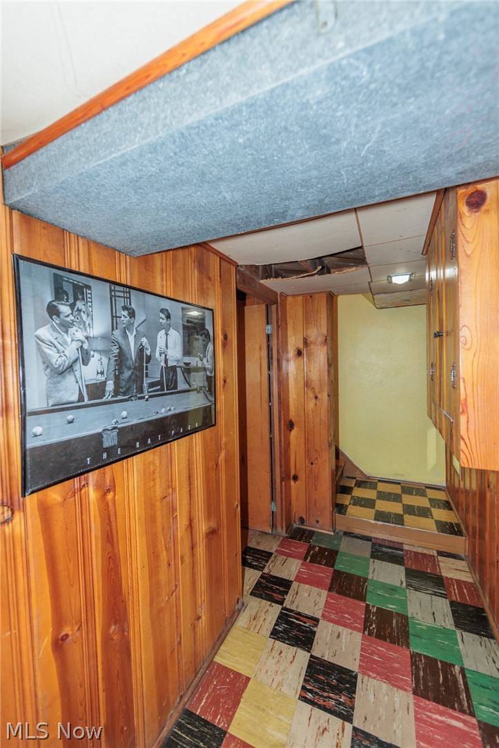 10906 Snow Road Cleveland, OH 44130 - Photo 39 of 48