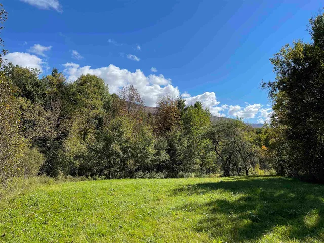 $300,000 | 3003 East Warren Road, Waitsfield, VT 05673