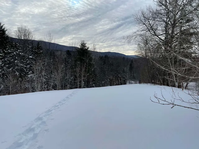 $300,000 | 3003 East Warren Road, Waitsfield, VT 05673