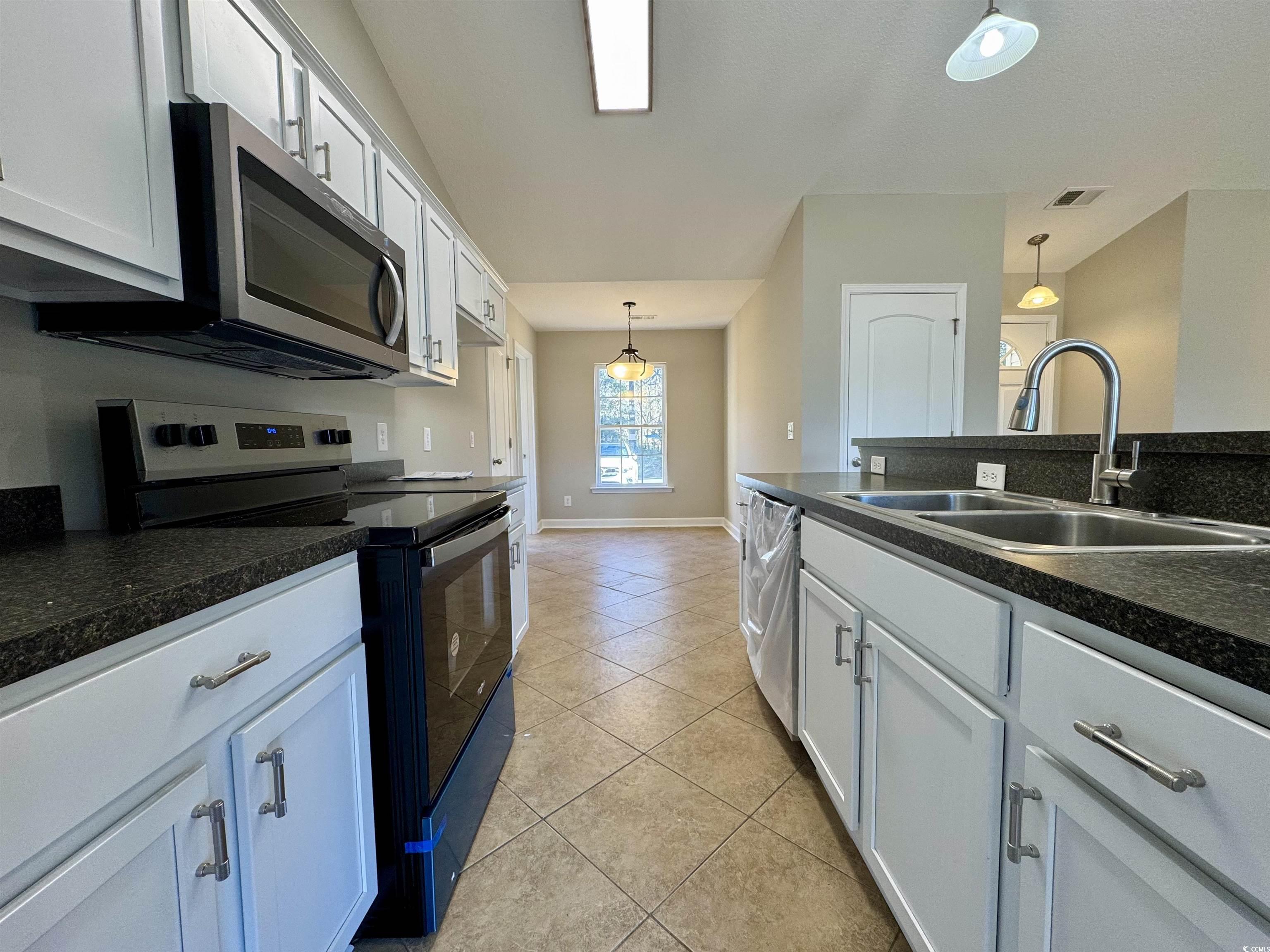 407 County Rd S-22-452 Georgetown, SC 29440 - Photo 6 of 23 Gallery Image 6