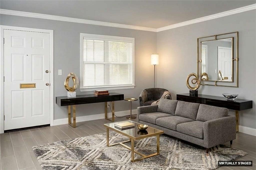 3083 Colonial Way, Unit N Atlanta, GA 30341 - Photo 3 of 20