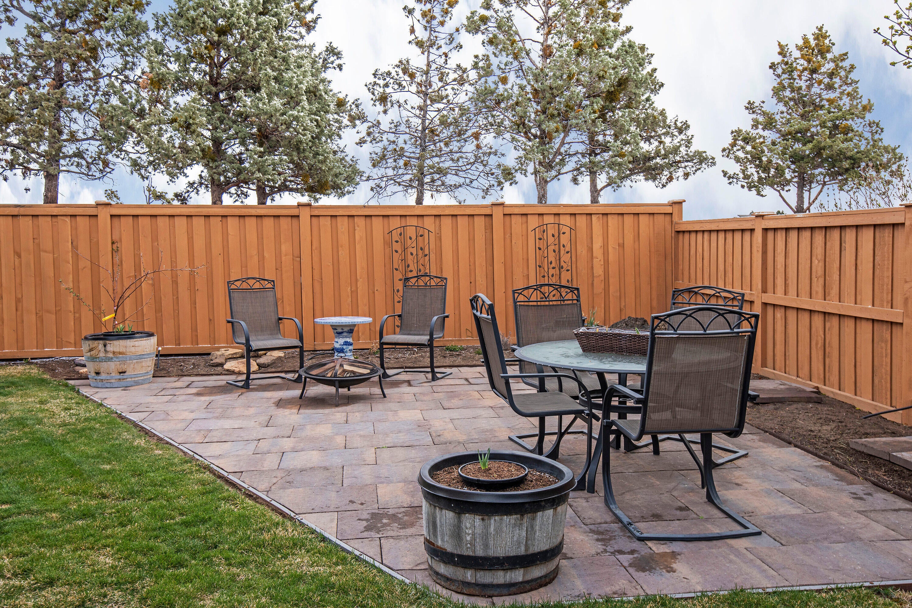 3357 Northeast Stonebrook Loop Bend, OR 97701 - Photo 17 of 26 3357 NE Stonebrook Dr Bend OR-print-022-