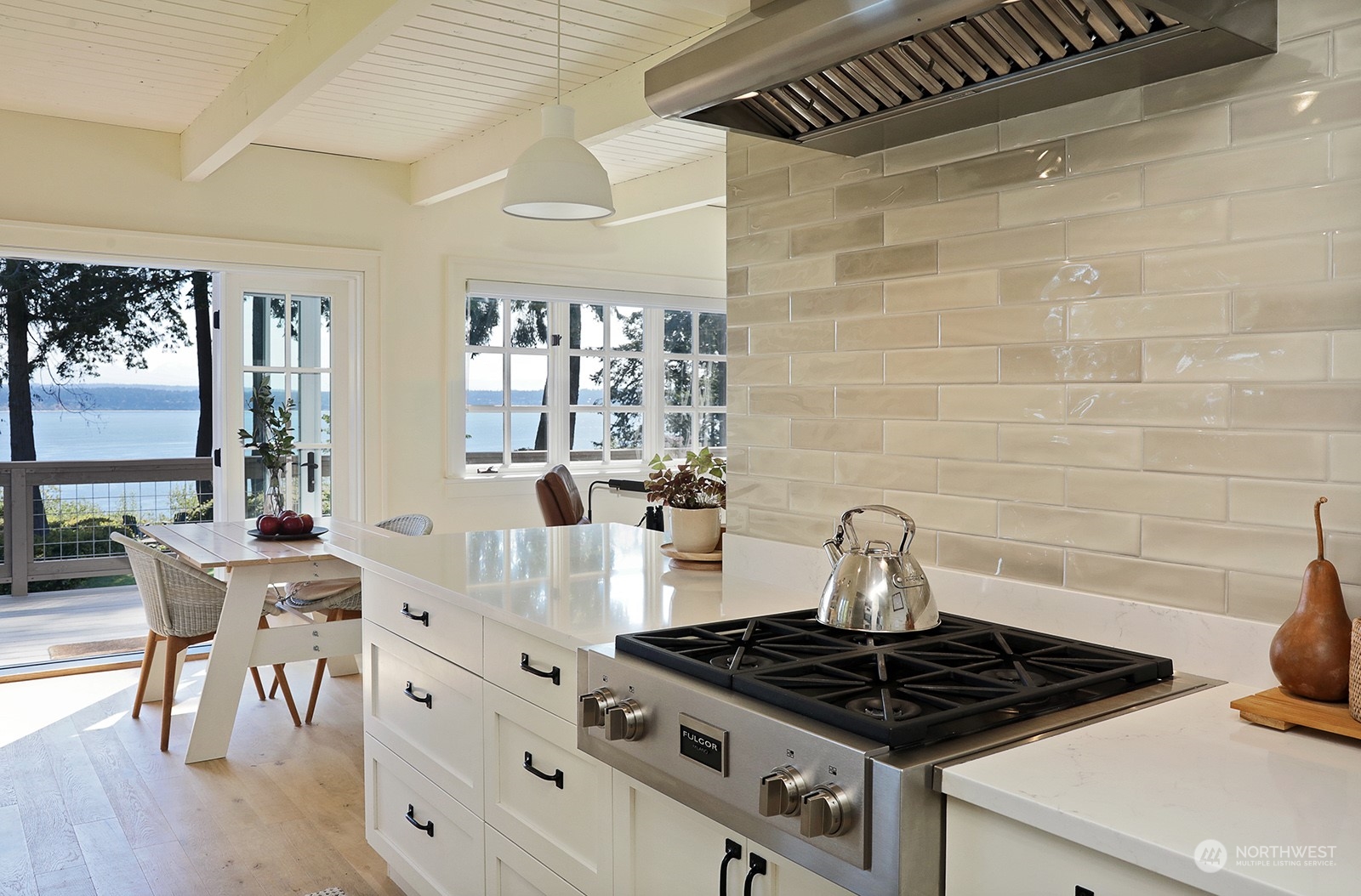 3271 Fox Spit Road Langley, WA 98260 - Photo 12 of 40 Gallery Image 12