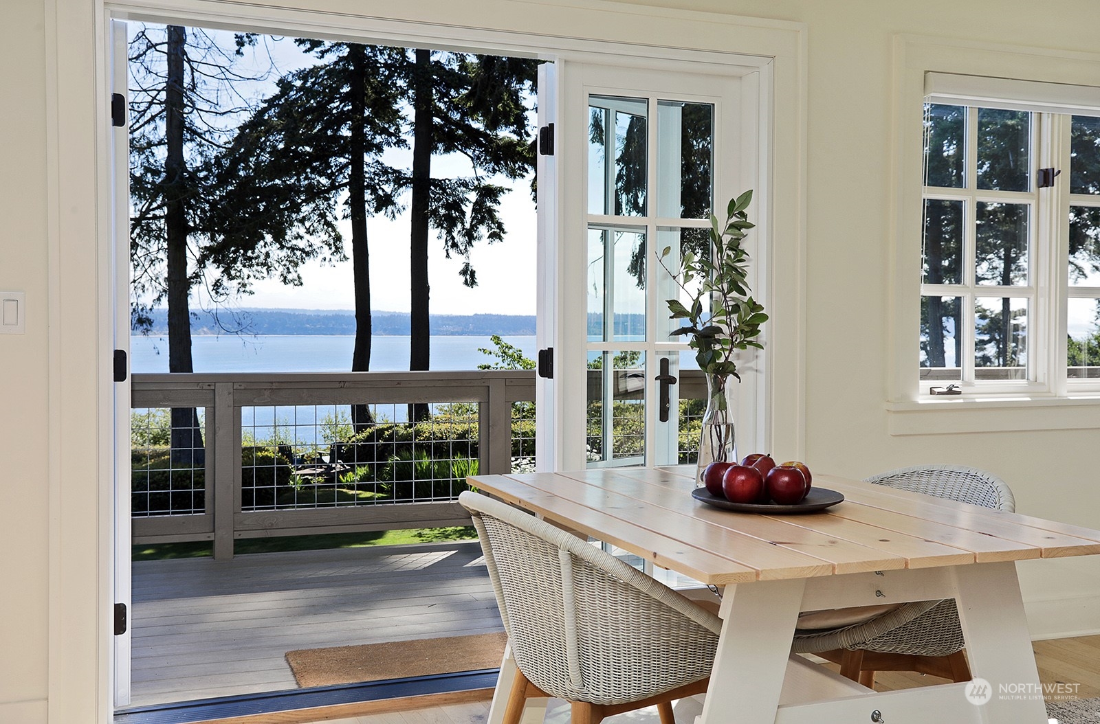 3271 Fox Spit Road Langley, WA 98260 - Photo 10 of 40 Gallery Image 10