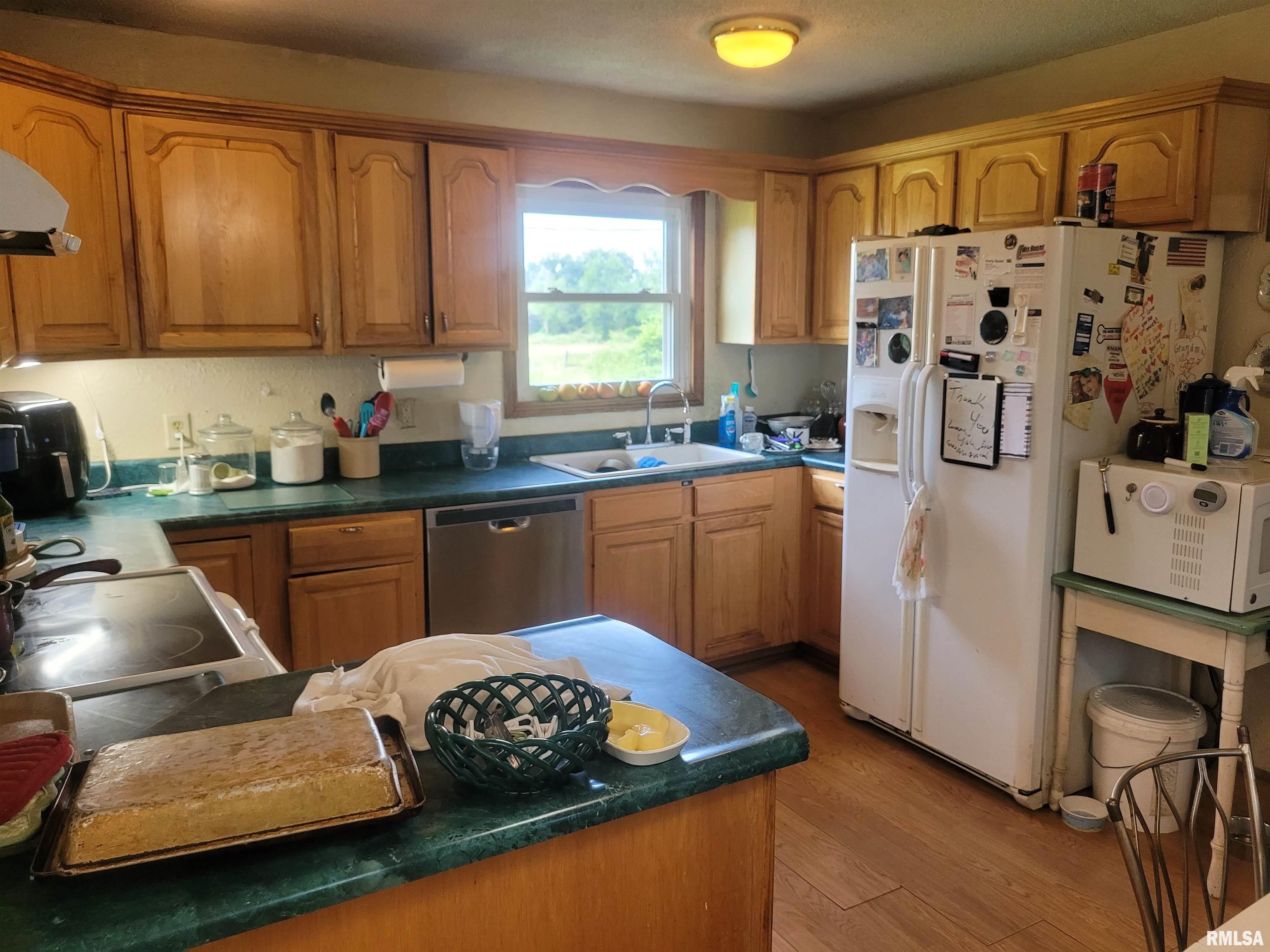 10192 East Davis Road Mount Vernon, IL 62864 - Photo 13 of 26