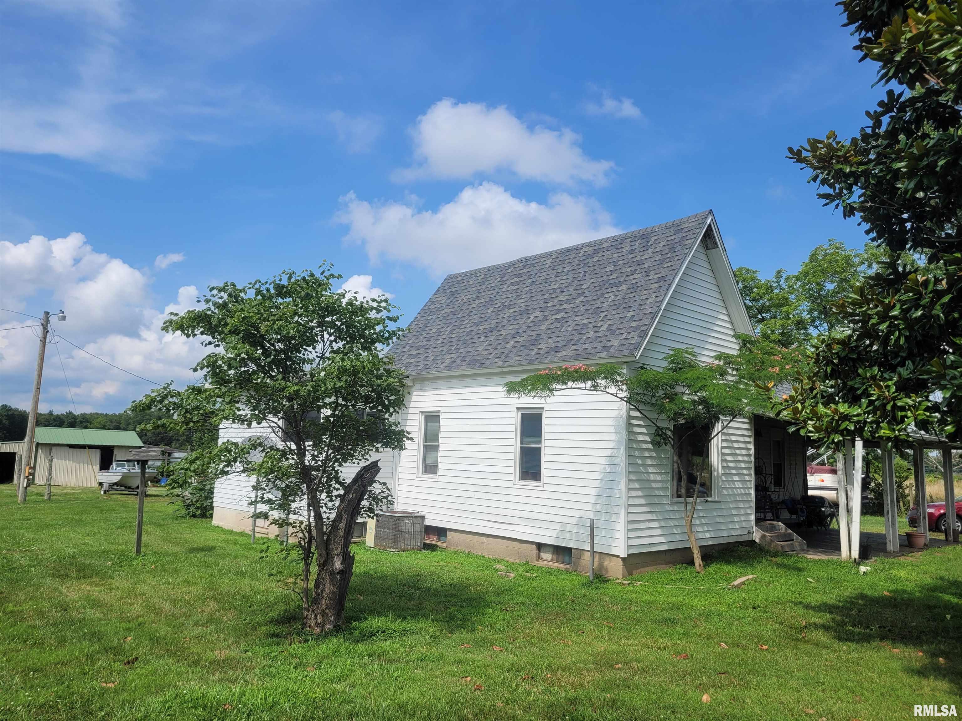 10192 East Davis Road Mount Vernon, IL 62864 - Photo 3 of 26