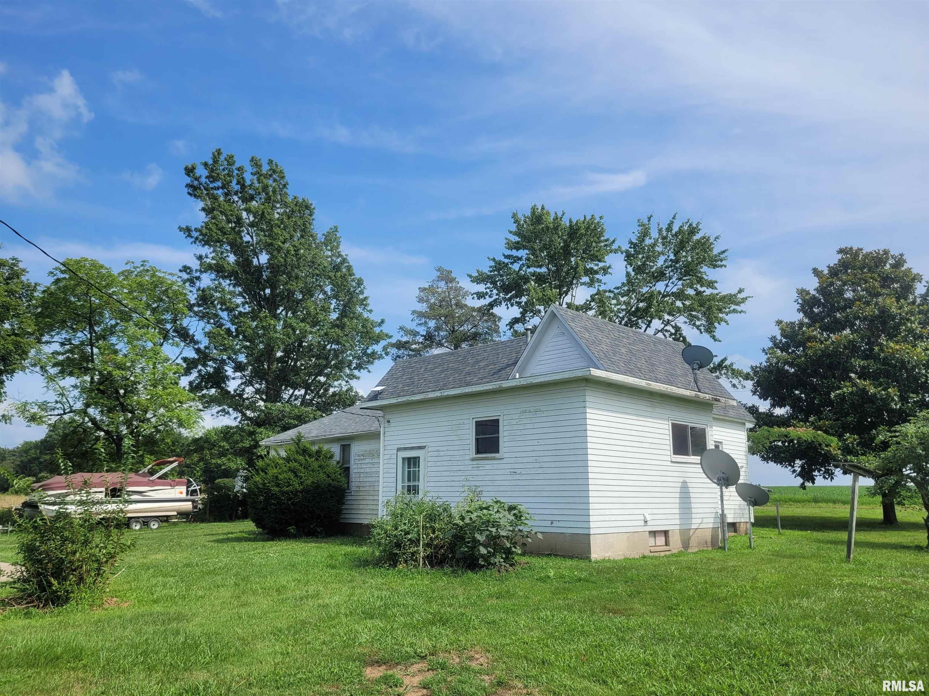 10192 East Davis Road Mount Vernon, IL 62864 - Photo 5 of 26