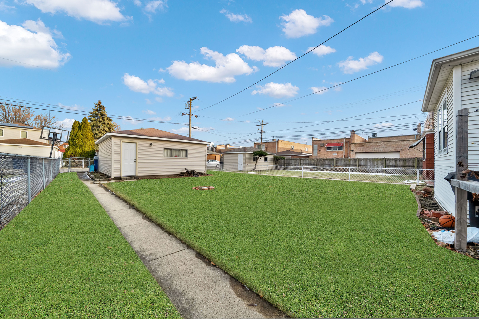 3431 South 58th Avenue Cicero, IL 60804 - Photo 5 of 18