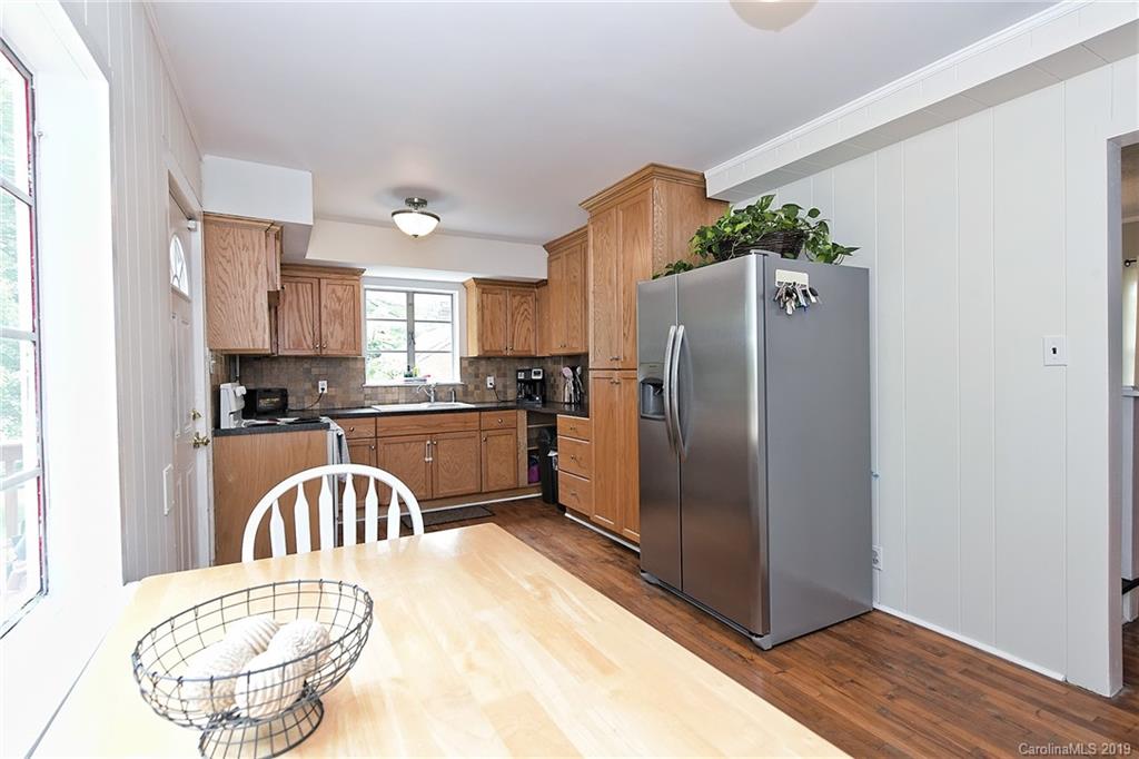 1118 Skyview Road Charlotte, NC 28208 - Photo 11 of 43 Gallery Image 11