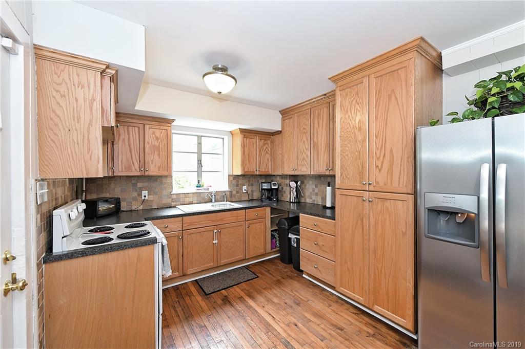 1118 Skyview Road Charlotte, NC 28208 - Photo 12 of 43 Gallery Image 12