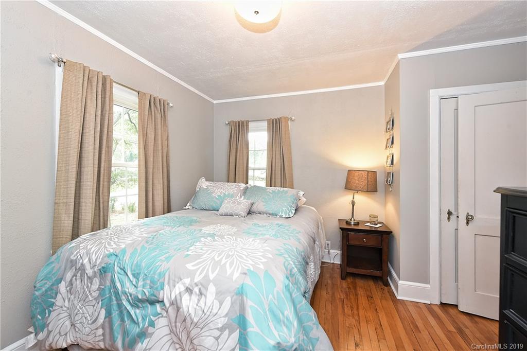 1118 Skyview Road Charlotte, NC 28208 - Photo 21 of 43 Gallery Image 21