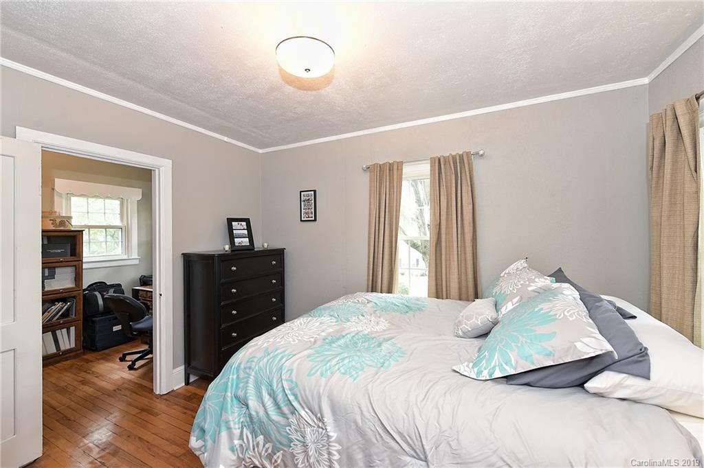 1118 Skyview Road Charlotte, NC 28208 - Photo 22 of 43 Gallery Image 22