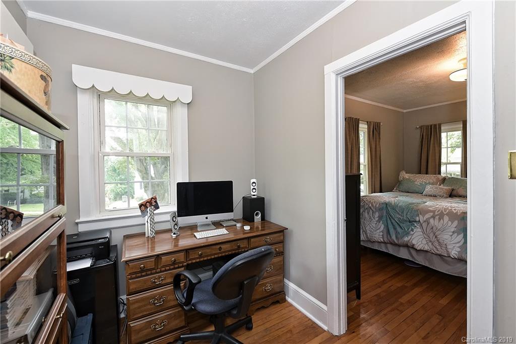 1118 Skyview Road Charlotte, NC 28208 - Photo 23 of 43 Gallery Image 23