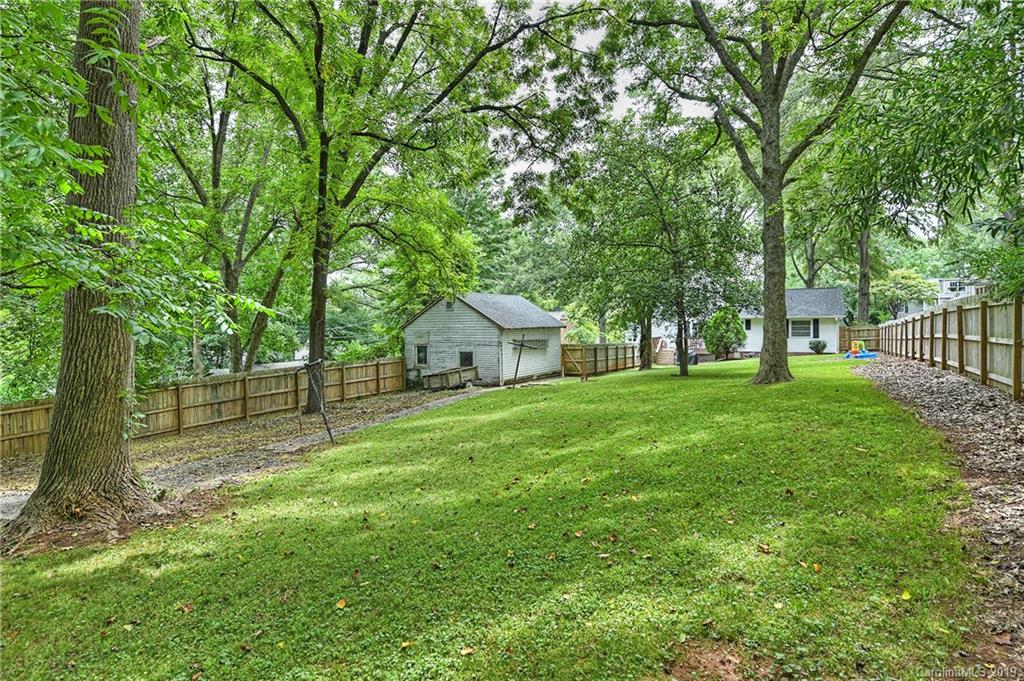 1118 Skyview Road Charlotte, NC 28208 - Photo 36 of 43 Gallery Image 36
