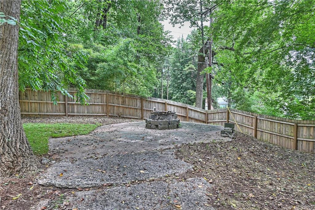1118 Skyview Road Charlotte, NC 28208 - Photo 38 of 43 Gallery Image 38
