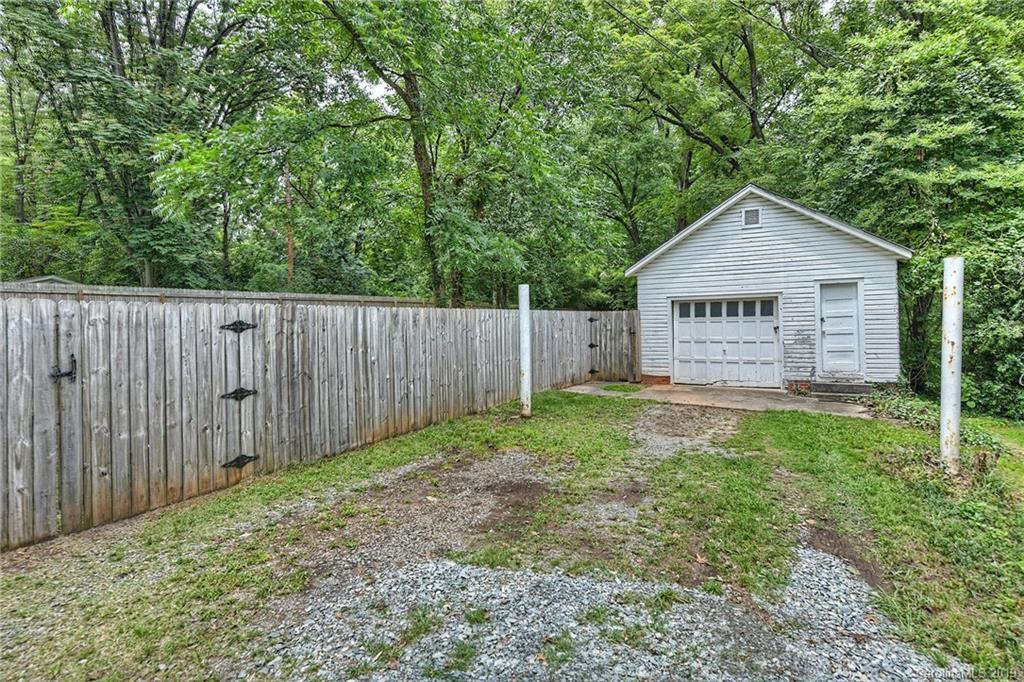 1118 Skyview Road Charlotte, NC 28208 - Photo 40 of 43 Gallery Image 40