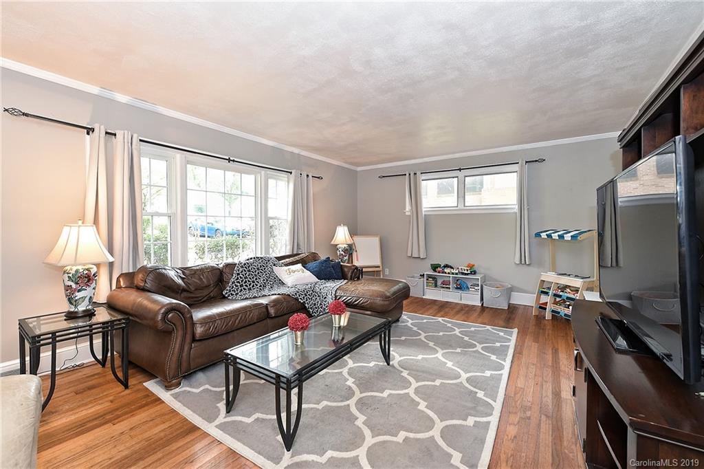 1118 Skyview Road Charlotte, NC 28208 - Photo 9 of 43 Gallery Image 9