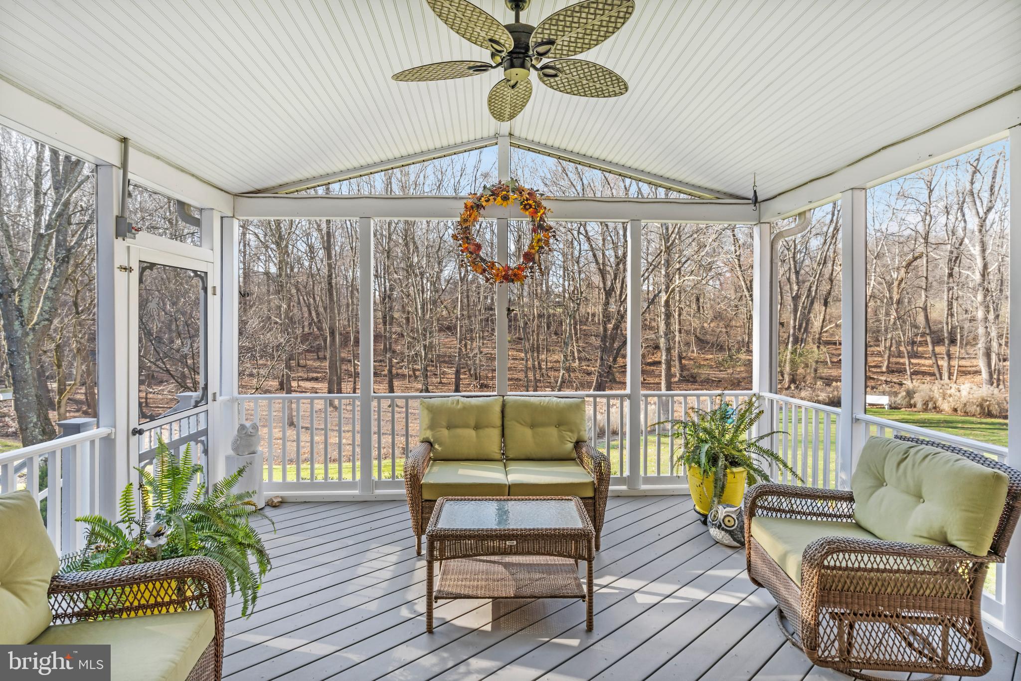 1614 Angleside Road Fallston, MD 21047 - Photo 17 of 53 Screened in Top Deck