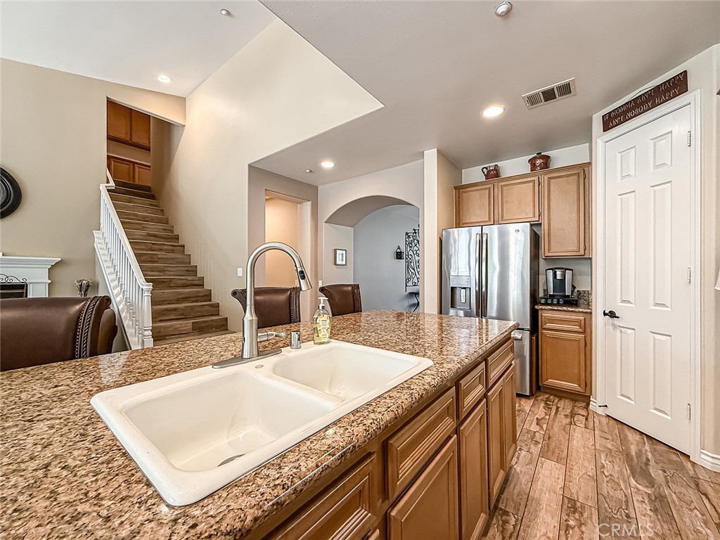 5257 Huckleberry Oak Street Simi Valley, CA 93063 - Photo 14 of 50