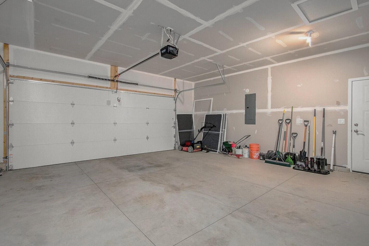 8374 Garr Road Berrien Springs, MI 49103 - Photo 25 of 46 Garage2