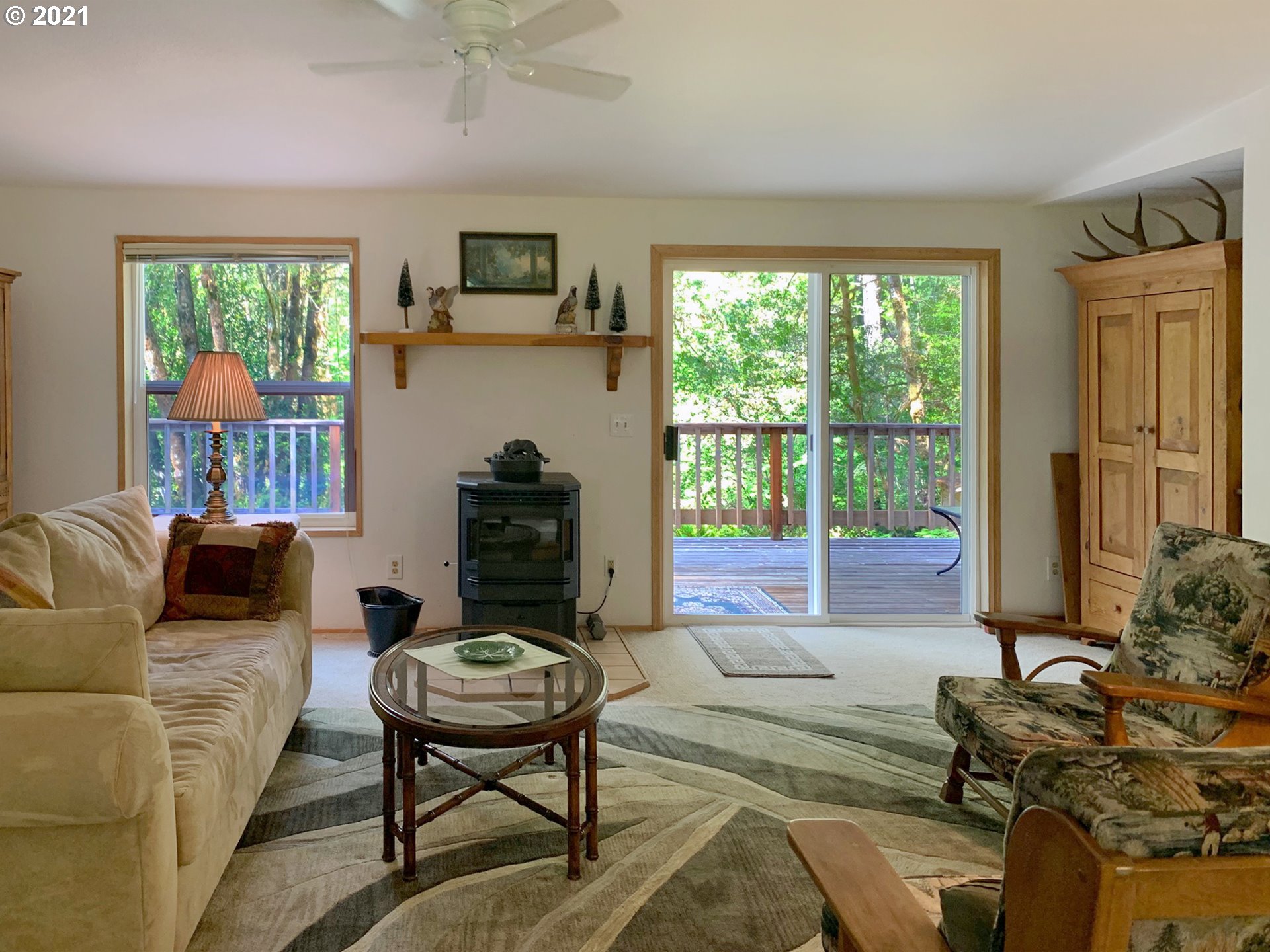 1336 Winchuck River Road Brookings, OR 97415 - Photo 10 of 27 Gallery Image 10